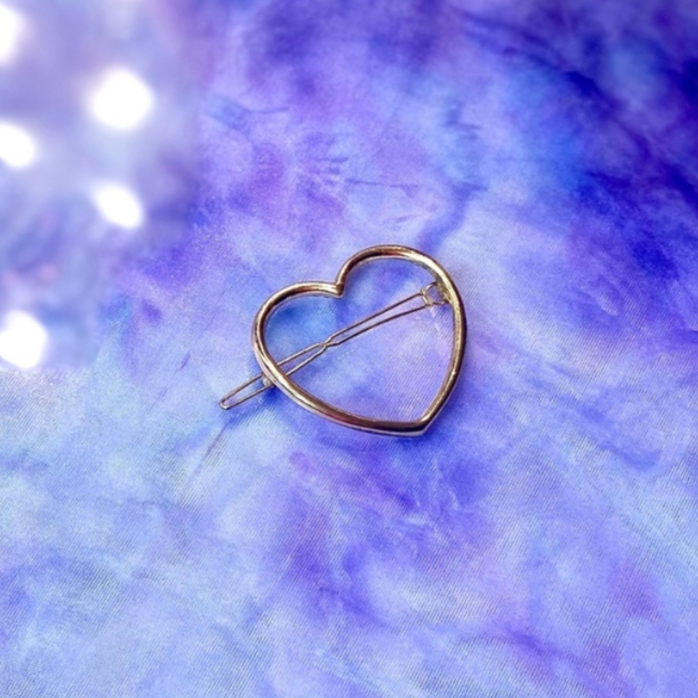 Y2k-Style Heart ❤️ Shaped Barette Faux Gold Women's Dainty Hair Clip Accessory